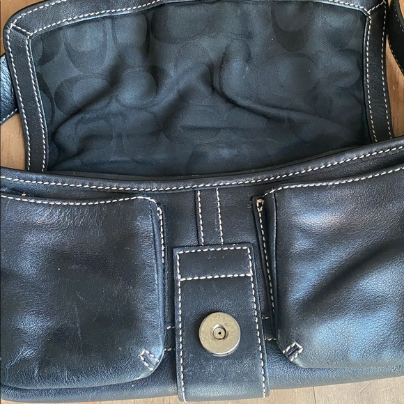 Vintage Coach Black Leather Soho Buckle Y2K Shoulder Bag No. 1446 - Picture 5 of 11